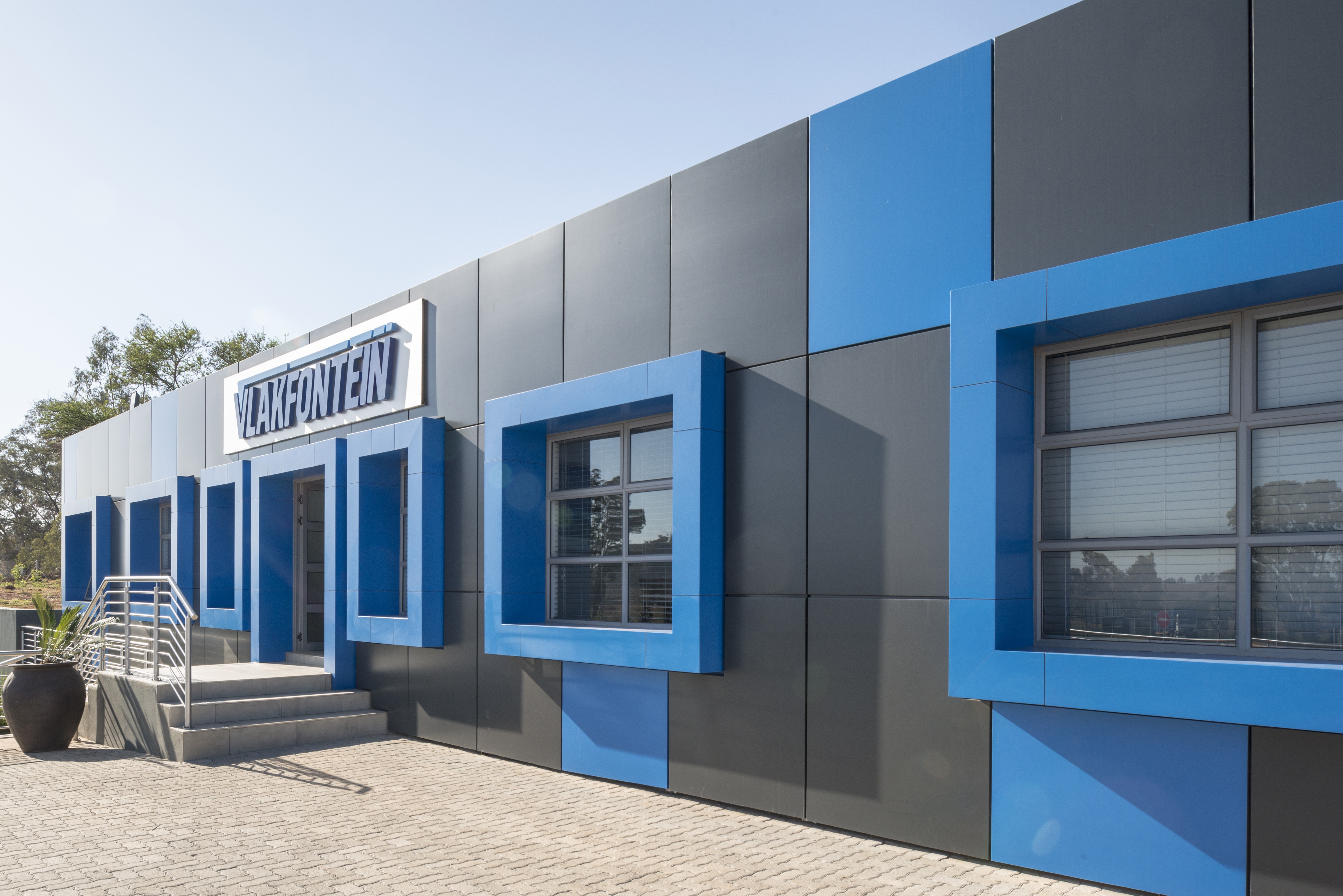 Vlakfontein Building